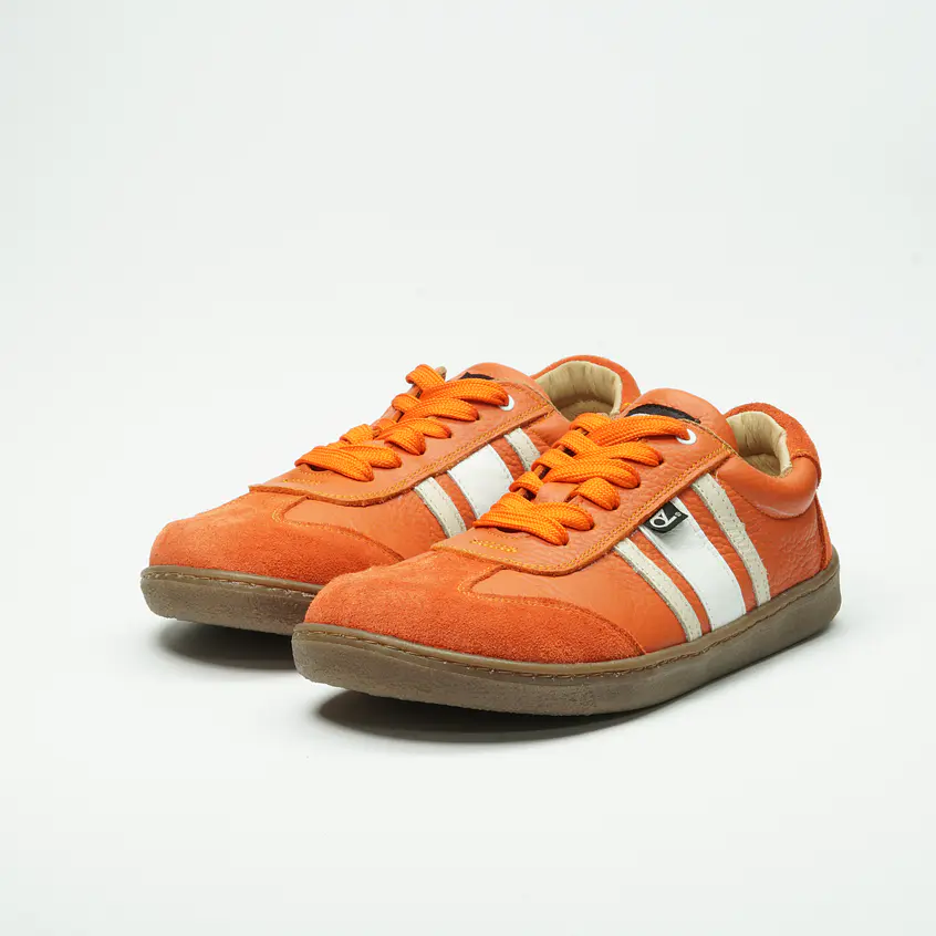 Aurora Retro Orange Barefoot 1