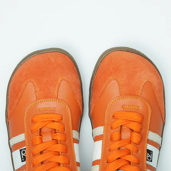 Aurora Retro Orange Barefoot 5