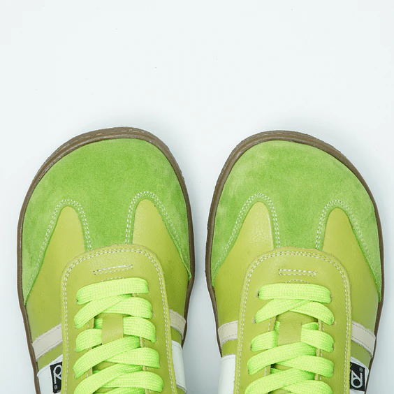 Aurora Retro Verde Limon Barefoot 2