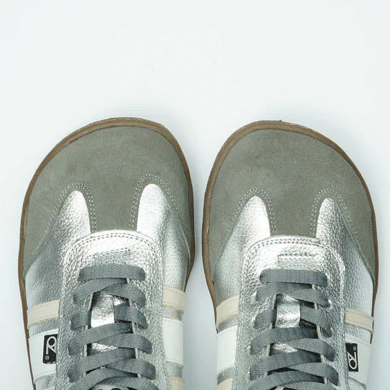Aurora Retro Silver Barefoot 2