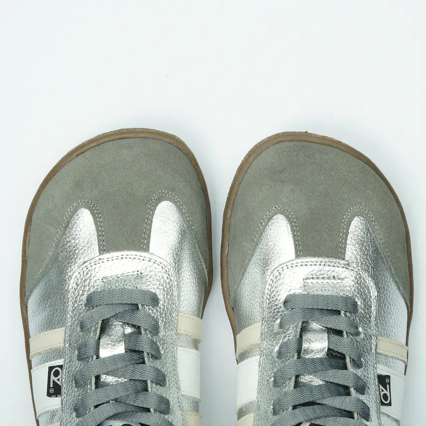 Aurora Retro Silver Barefoot 2