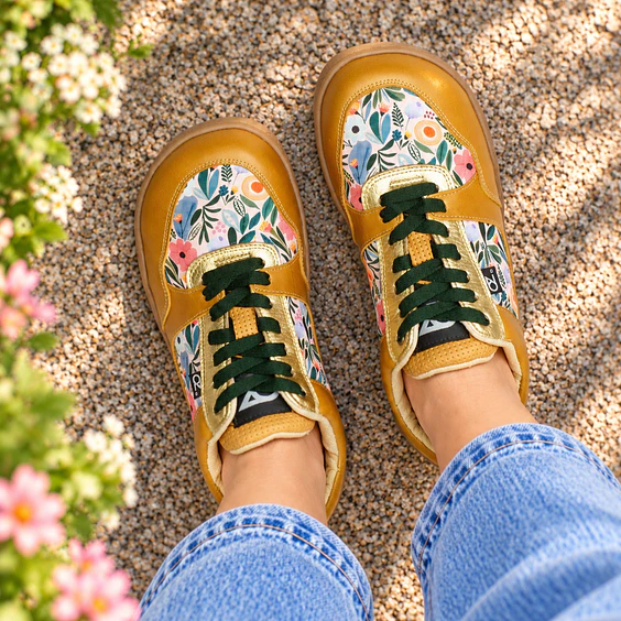 Koka Blossom Cafe Barefoot 1