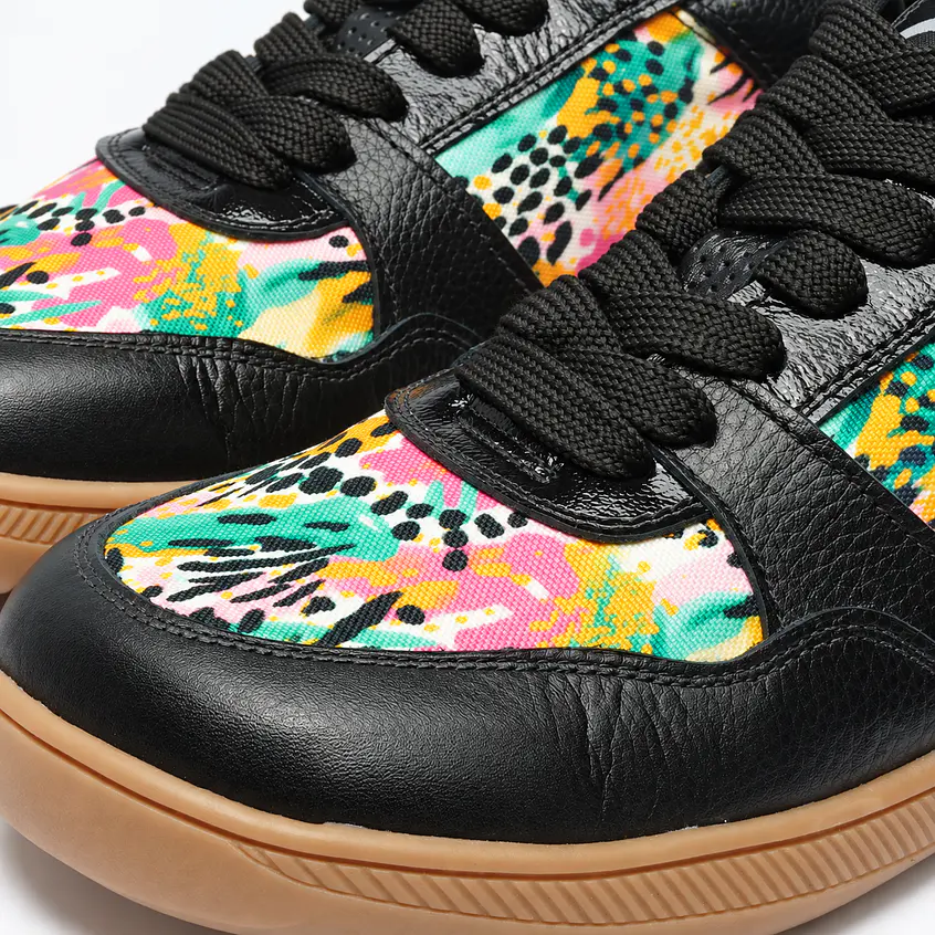 Koka Blossom Black Barefoot 3