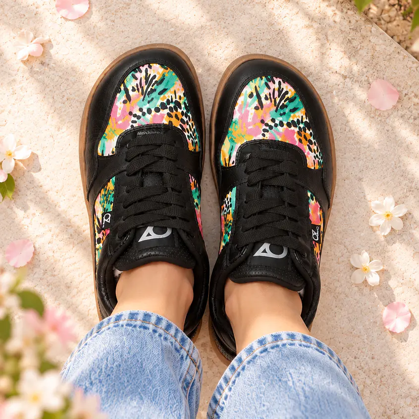 Koka Blossom Black Barefoot 1