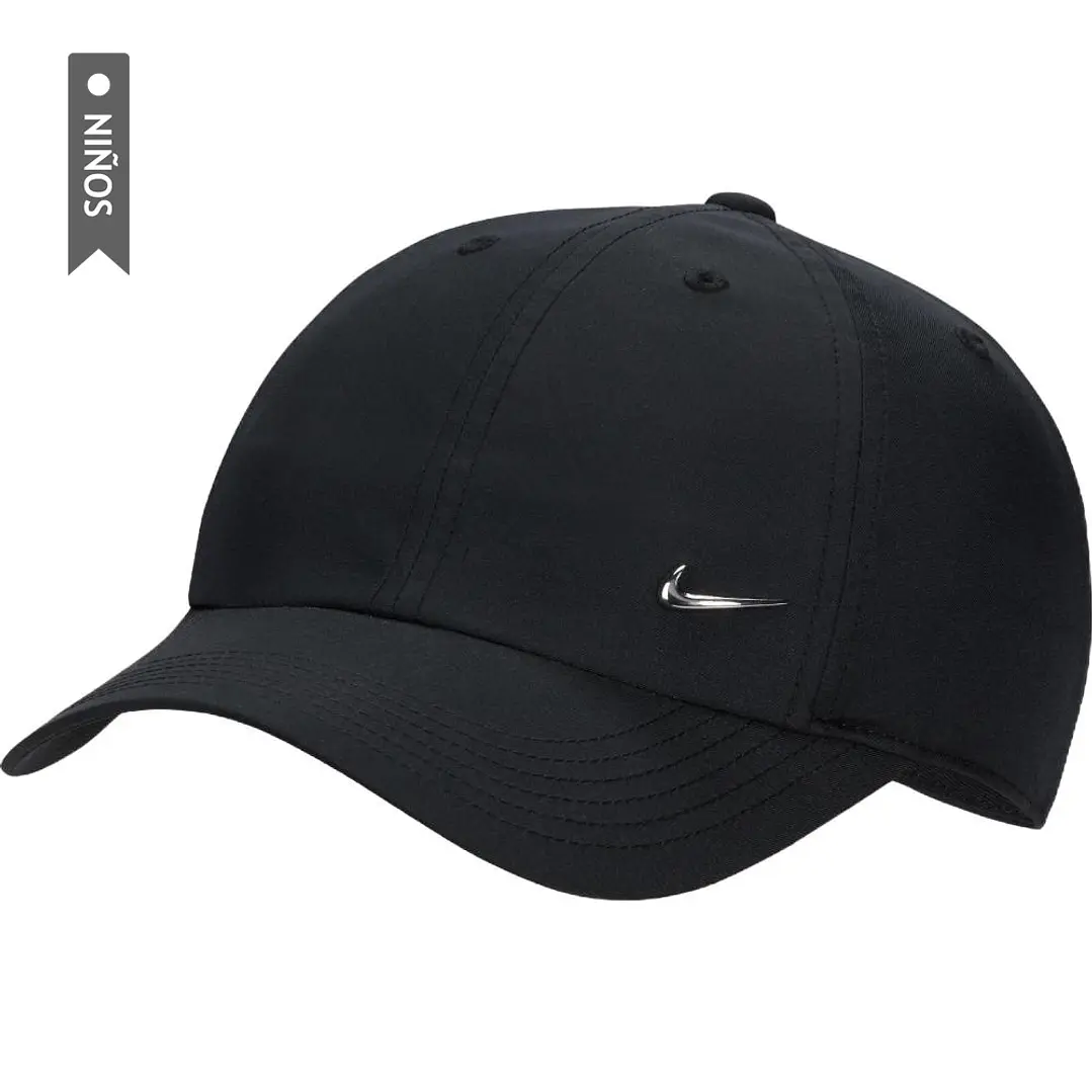 Gorra Nike Dri-Fit Club Metal Swsh Niños-Negro 1