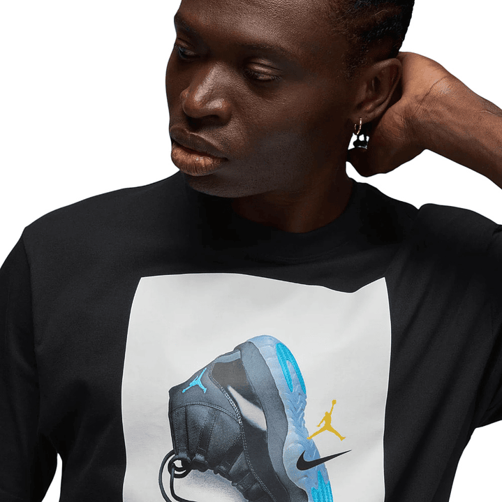 Camiseta Nike M J Brk Aj11 Ad Gfx Ss Crew Hombre-Negro 3