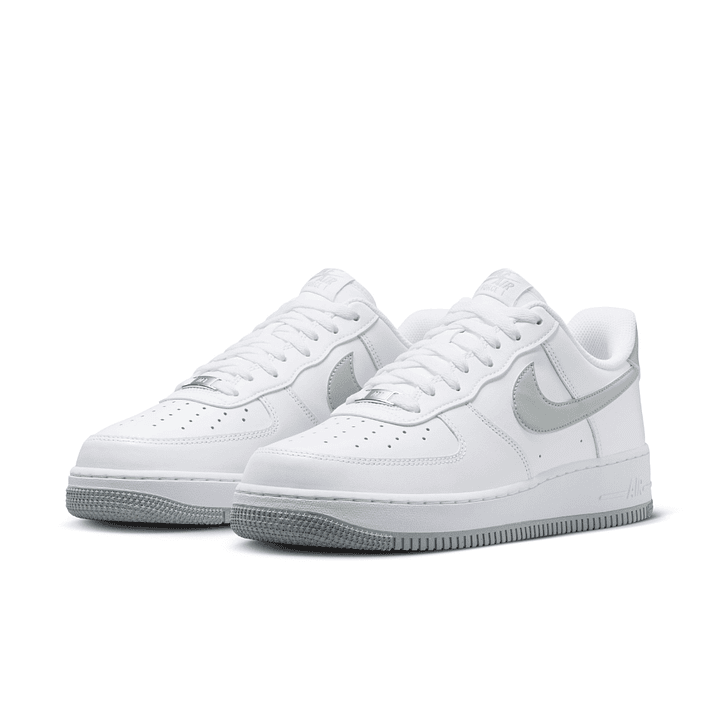 Tenis Nike Air Force 1 07 Ess Hombre-Blanco/Gris 4