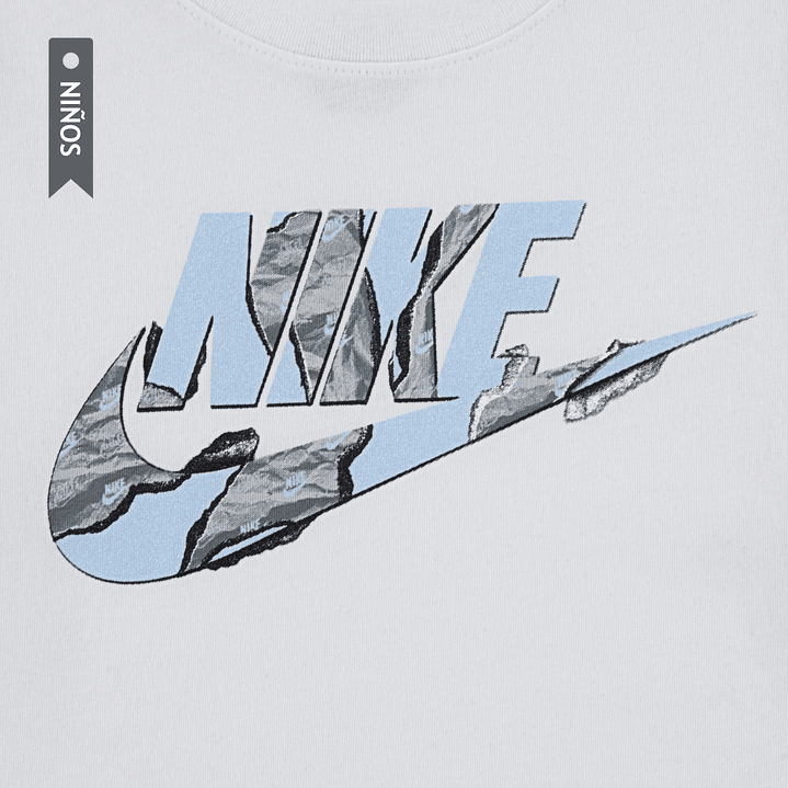 Camiseta Nike Nkb Unwrapped Futura Niño-Blanco 3