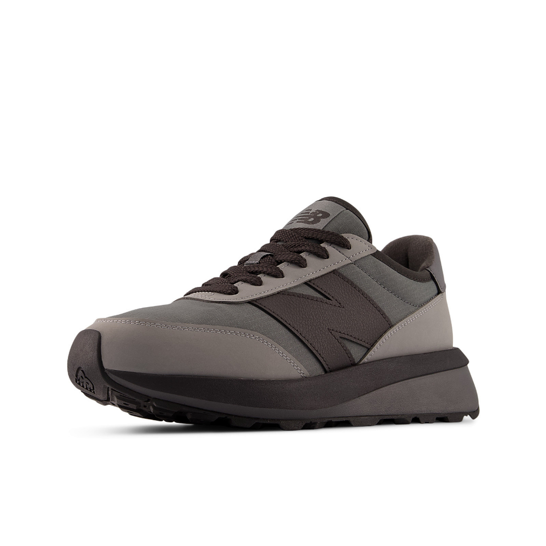 Tenis New Balance 370 Hombre-Gris/Negro 4