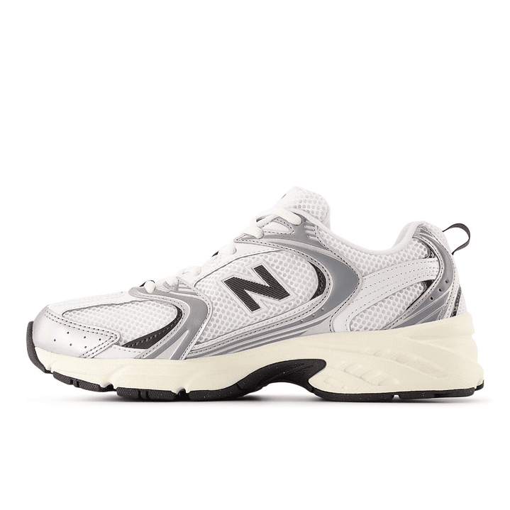 Tenis New Balance 530 Mujer-Plateado 3
