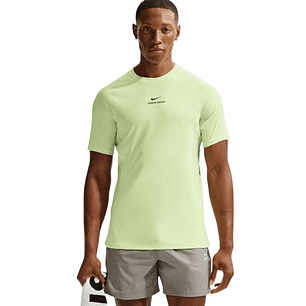 Camiseta Nike M Np Df Npt Ss Top Hombre-Verde