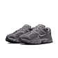 Tenis Nike V5 Rnr Suede Hombre-Gris - Miniatura 4