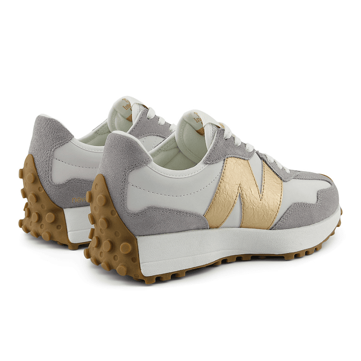 Tenis New Balance 327 Mujer-Gris/Dorado 5