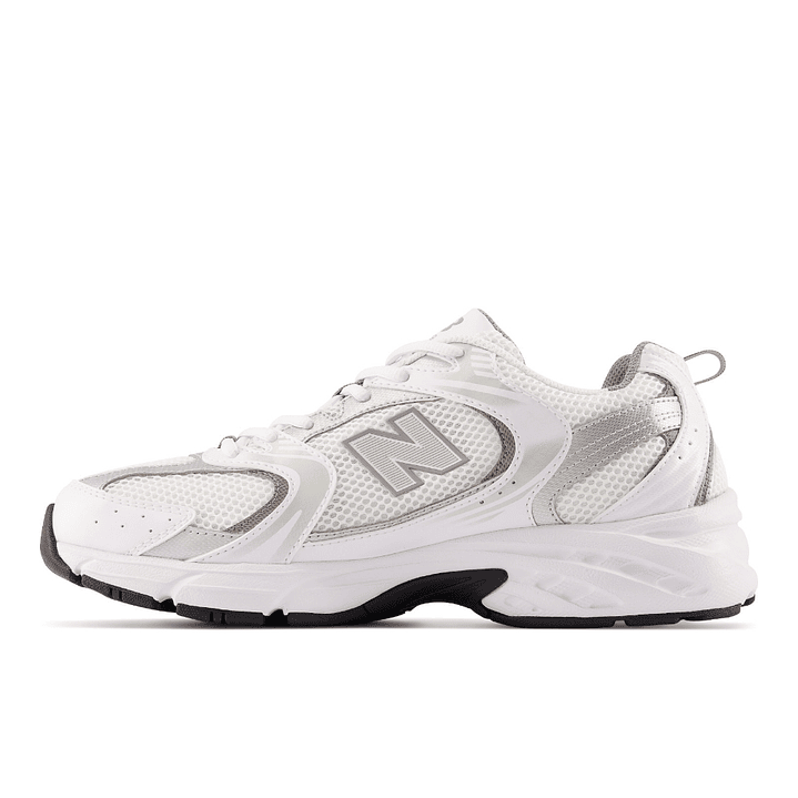Tenis New Balance 530 Mujer-Blanco/Gris Plata 3