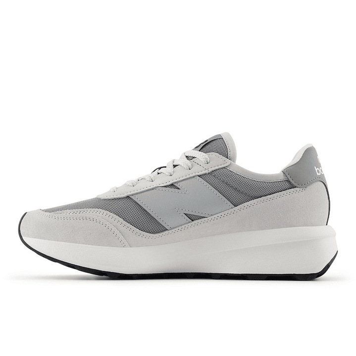 Tenis New Balance 370 Mujer-Gris 3