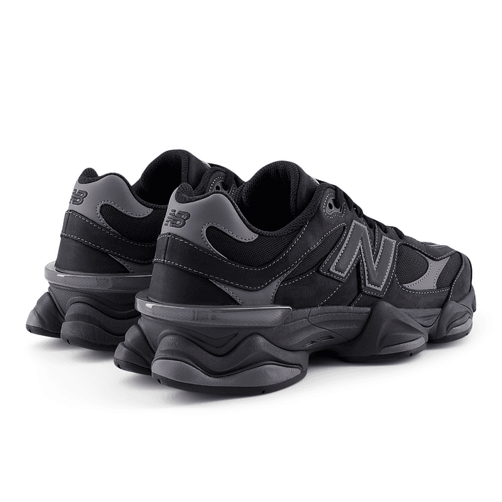 Tenis New Balance 9060 Hombre-Negro 5