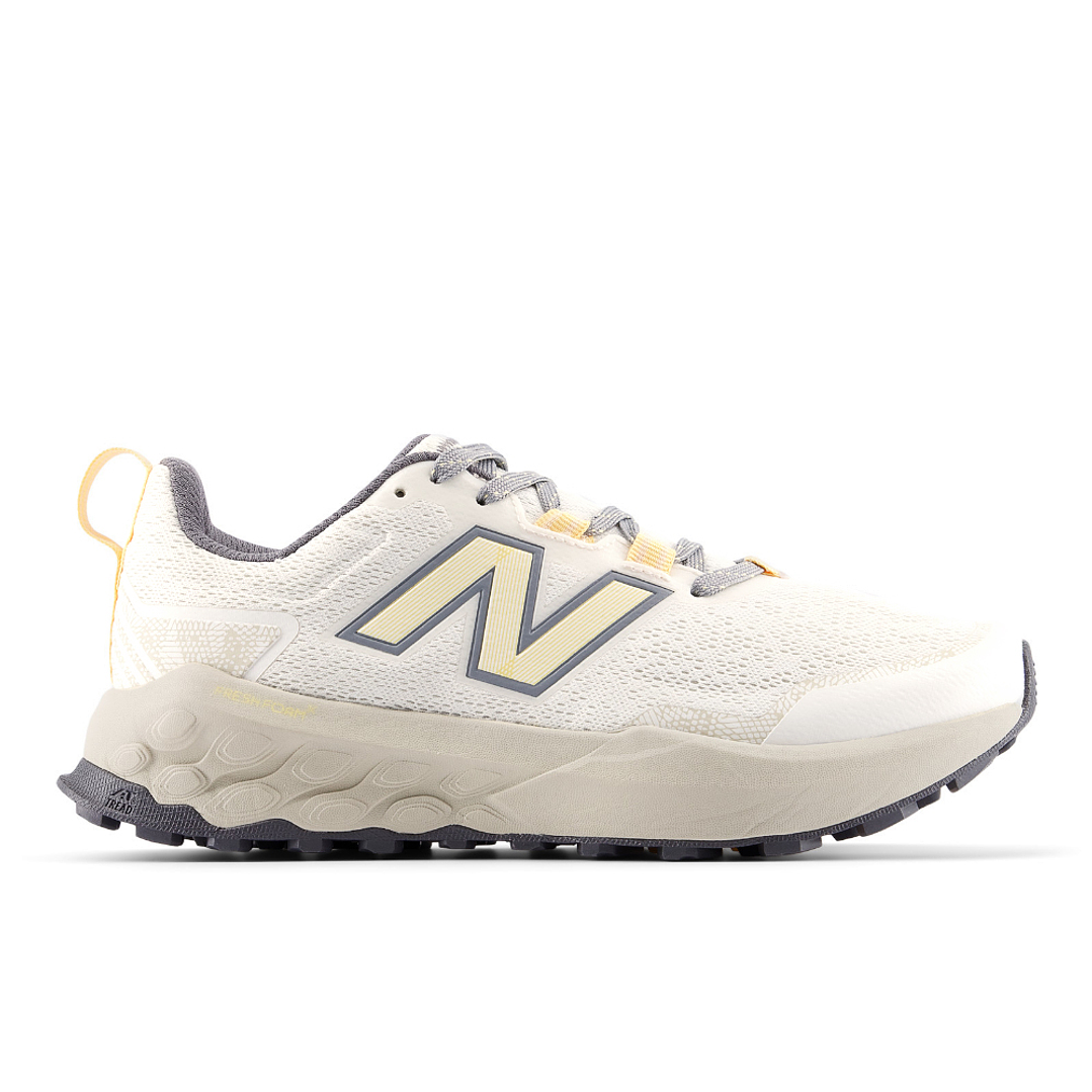 Tenis New Balance Garoé Mujer-Blanco Crema 1