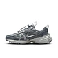 Tenis Nike V2K Run Speed Lace Mujer-Gris - Miniatura 3