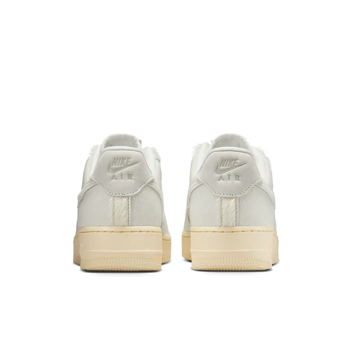 Tenis Nike Wmns Air Force 1 07 Pony Hair Mujer-Blanco 5