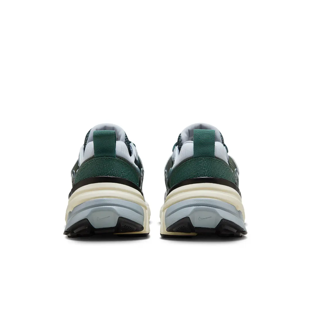 Tenis Nike V2K Run Hombre-Gris 5