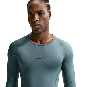 Camiseta Nike Pro Manga Larga-Negro-Verde