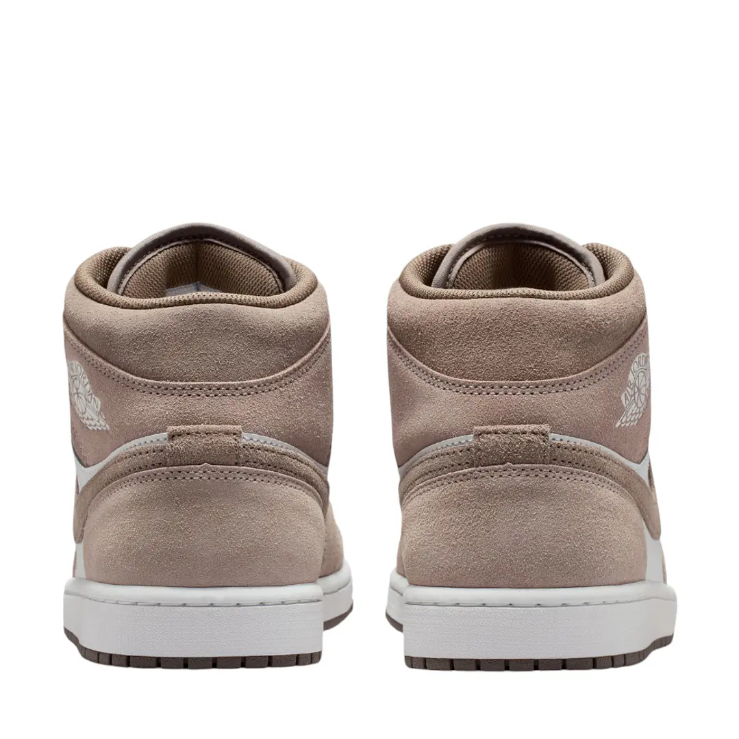 Tenis Nike Air Jordan 1 Mid Hombre-Blanco/Café 5