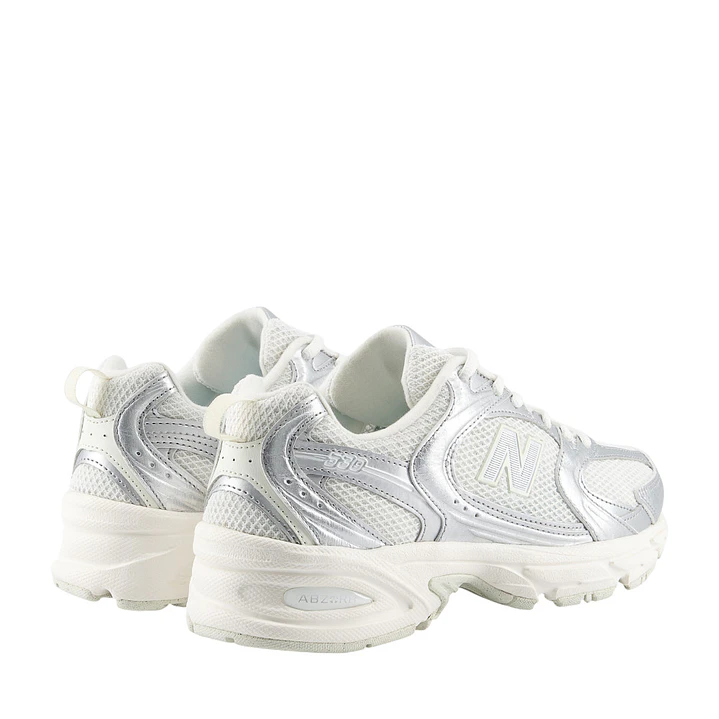 Tenis New Balance 530 Mujer-Gris 5