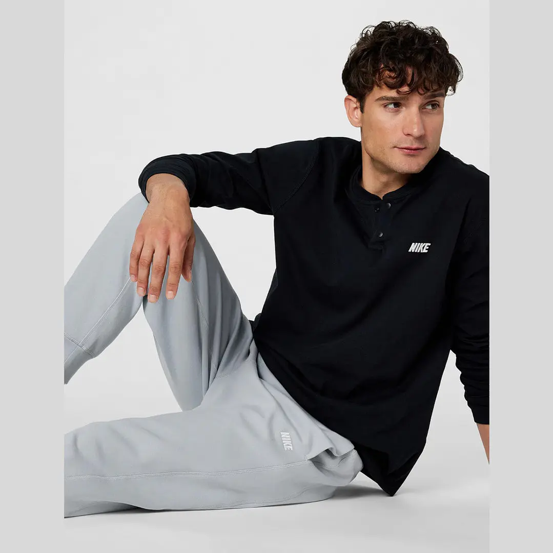 Pantalon Nike Club Varsity Hombre-Gris 5