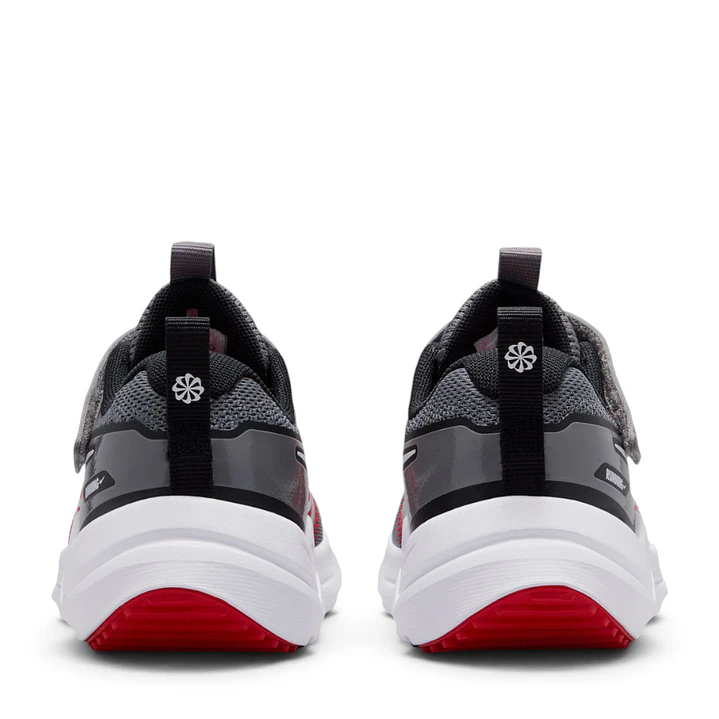 Tenis Nike Cosmic Runner Ps Niño-Gris/Rojo 5
