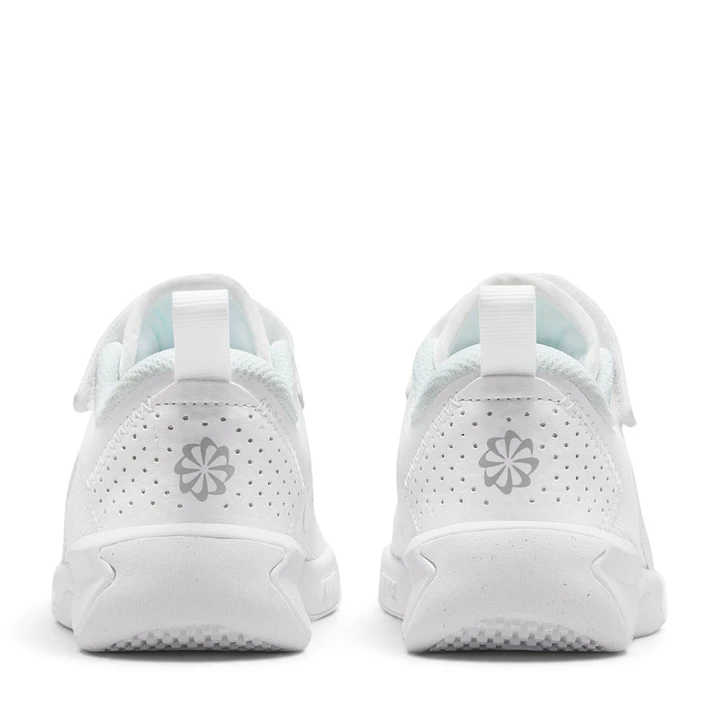 Tenis Nike Omni Multi-Court Ps Niño-Blanco 5
