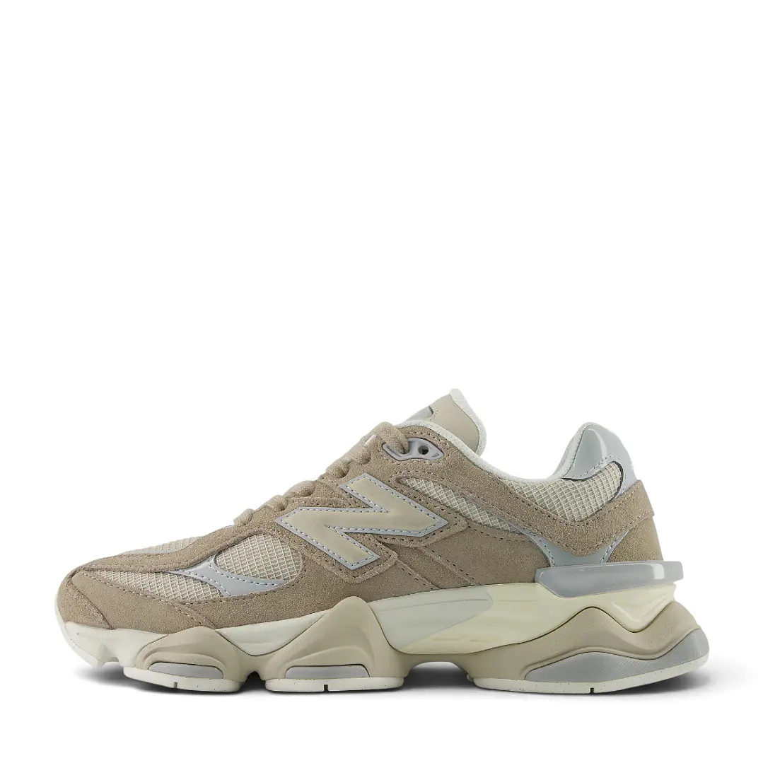 Tenis New Balance 9060 Hombre-Bronce 3