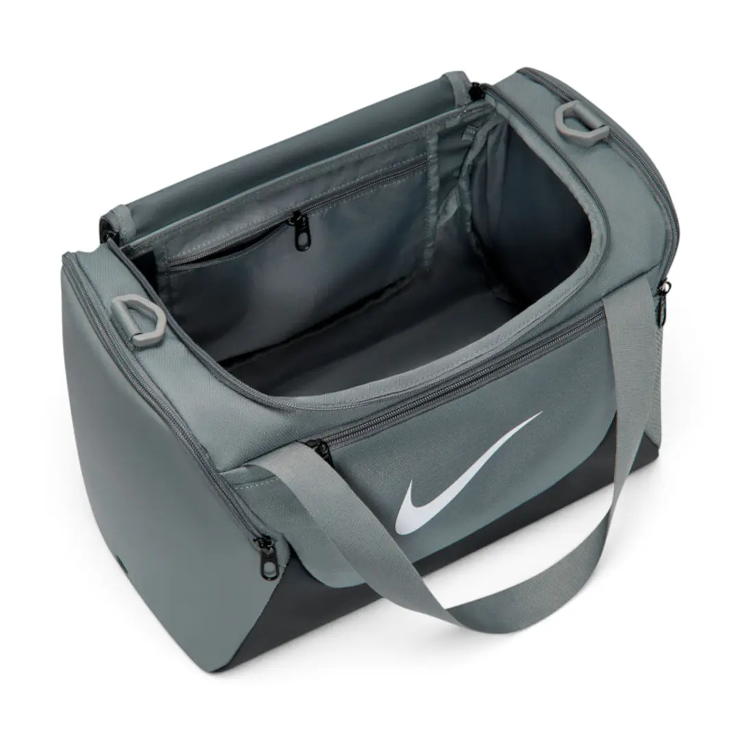 Maletin Nike Brasilia Xs Duff-Gris 4