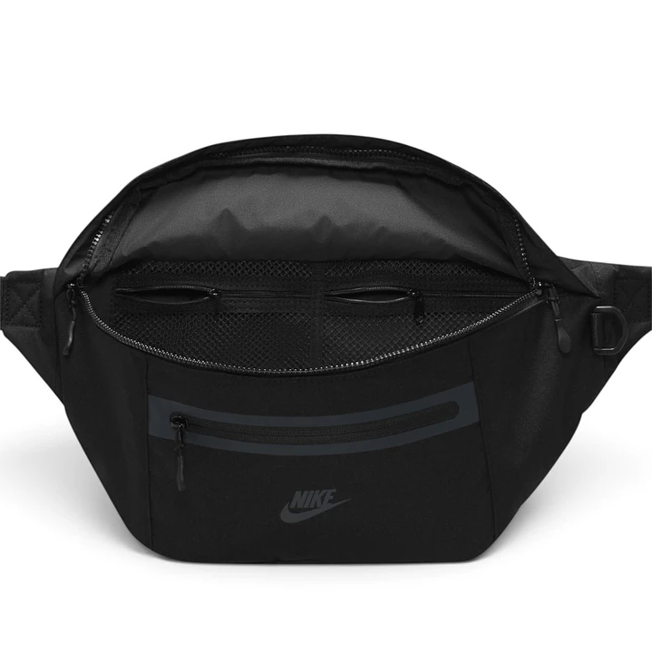 Canguro Nike Elemental Premium Hombre-Negro 4