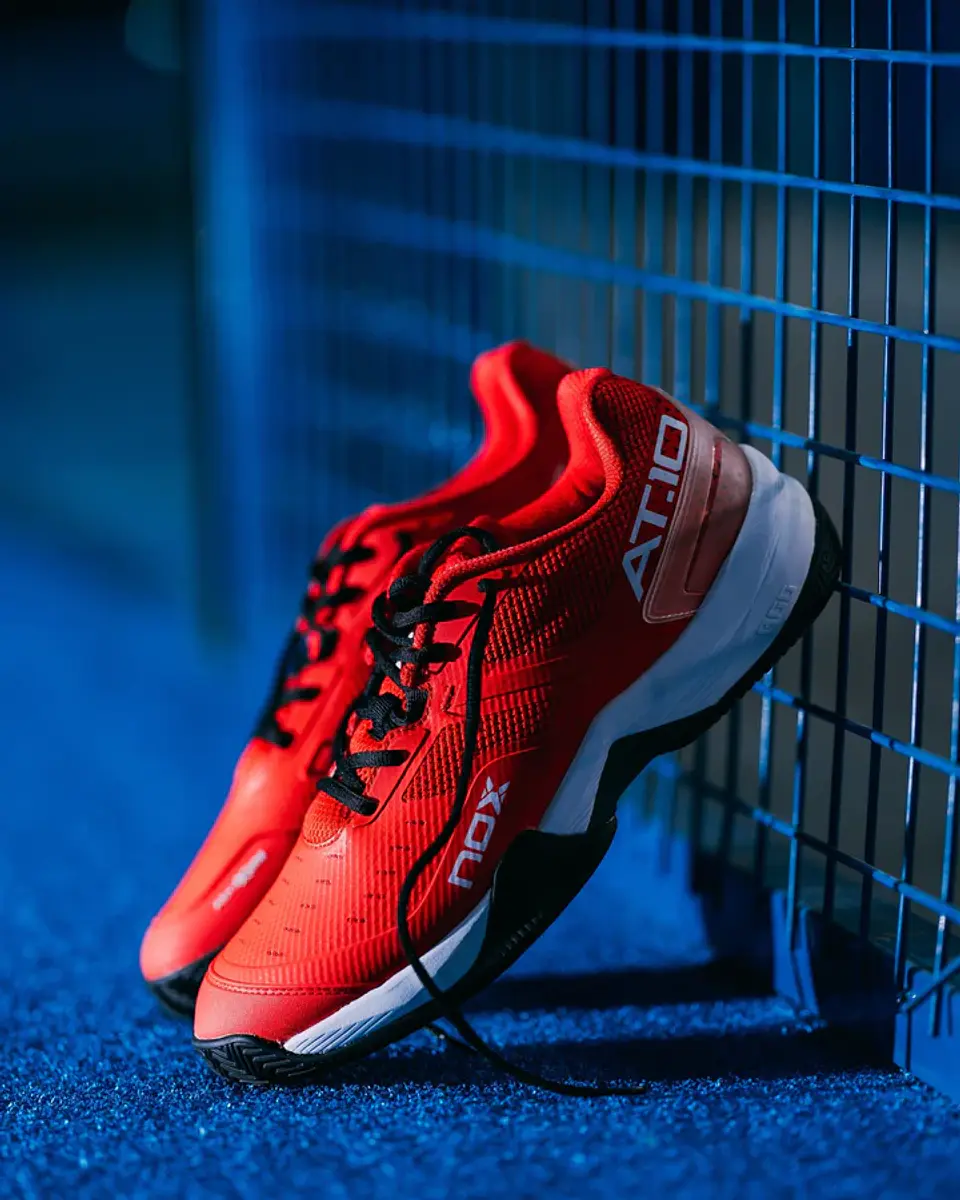 Zapatilla de pádel Nox AT10 PRO Rojas 3