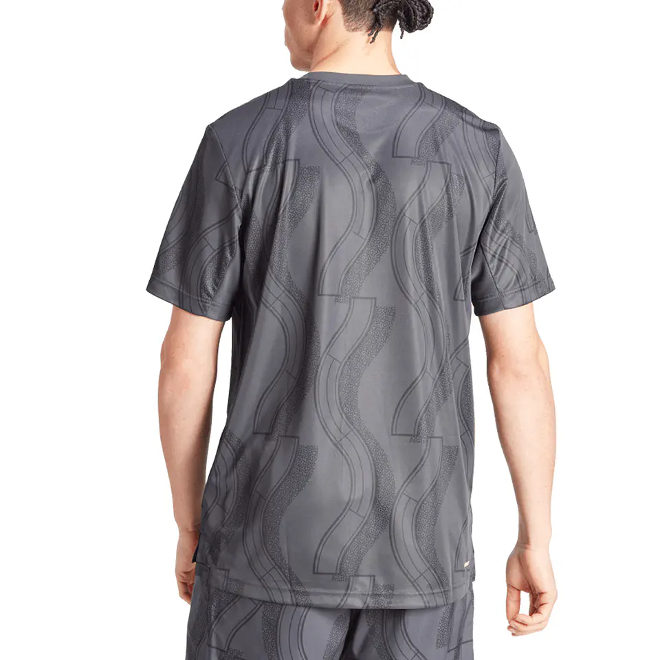 Polera Club Graph Negra 3