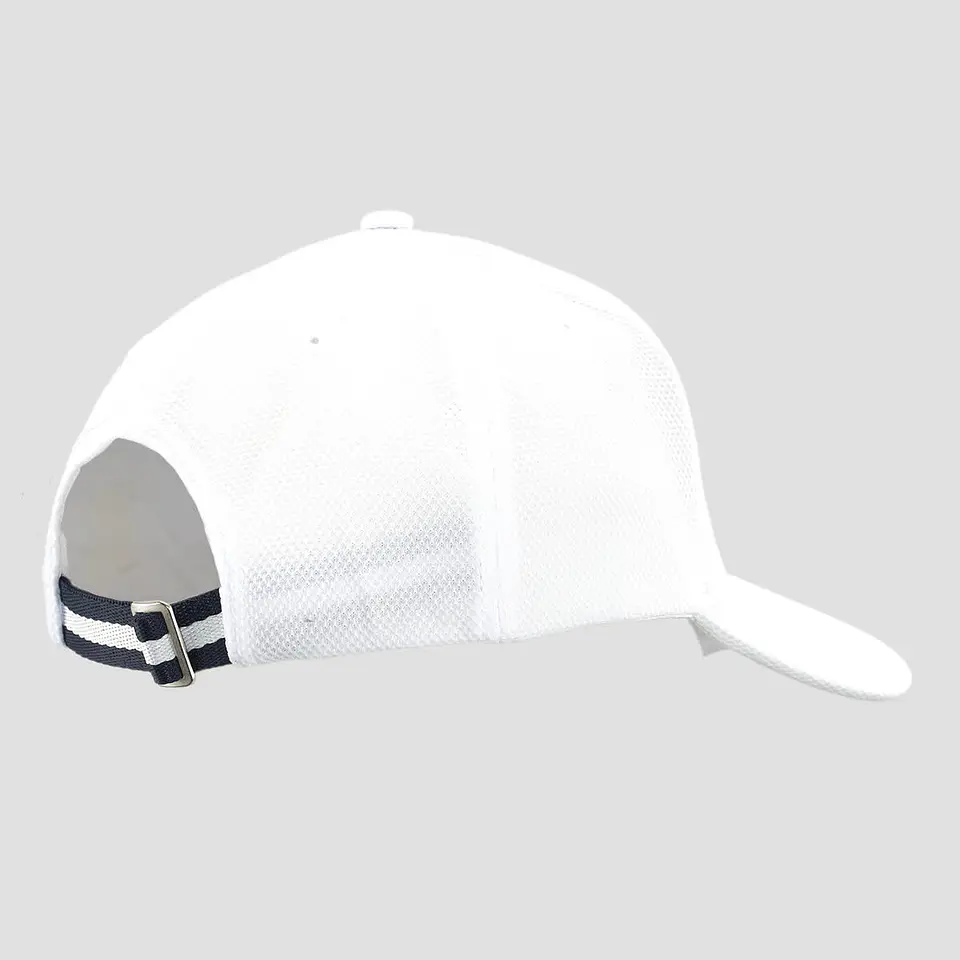 Gorro Bullpadel Bpg242 Blanco 3