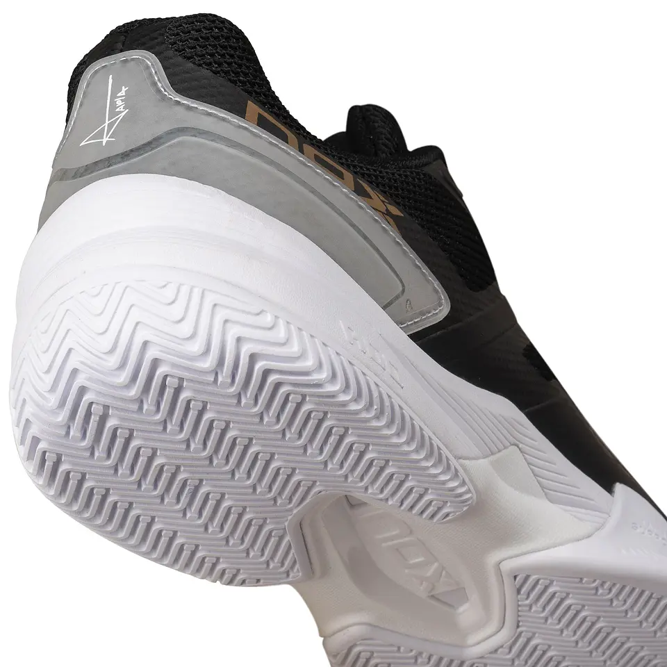 Zapatilla de pádel Nox AT10 Pro Black/Gold 4