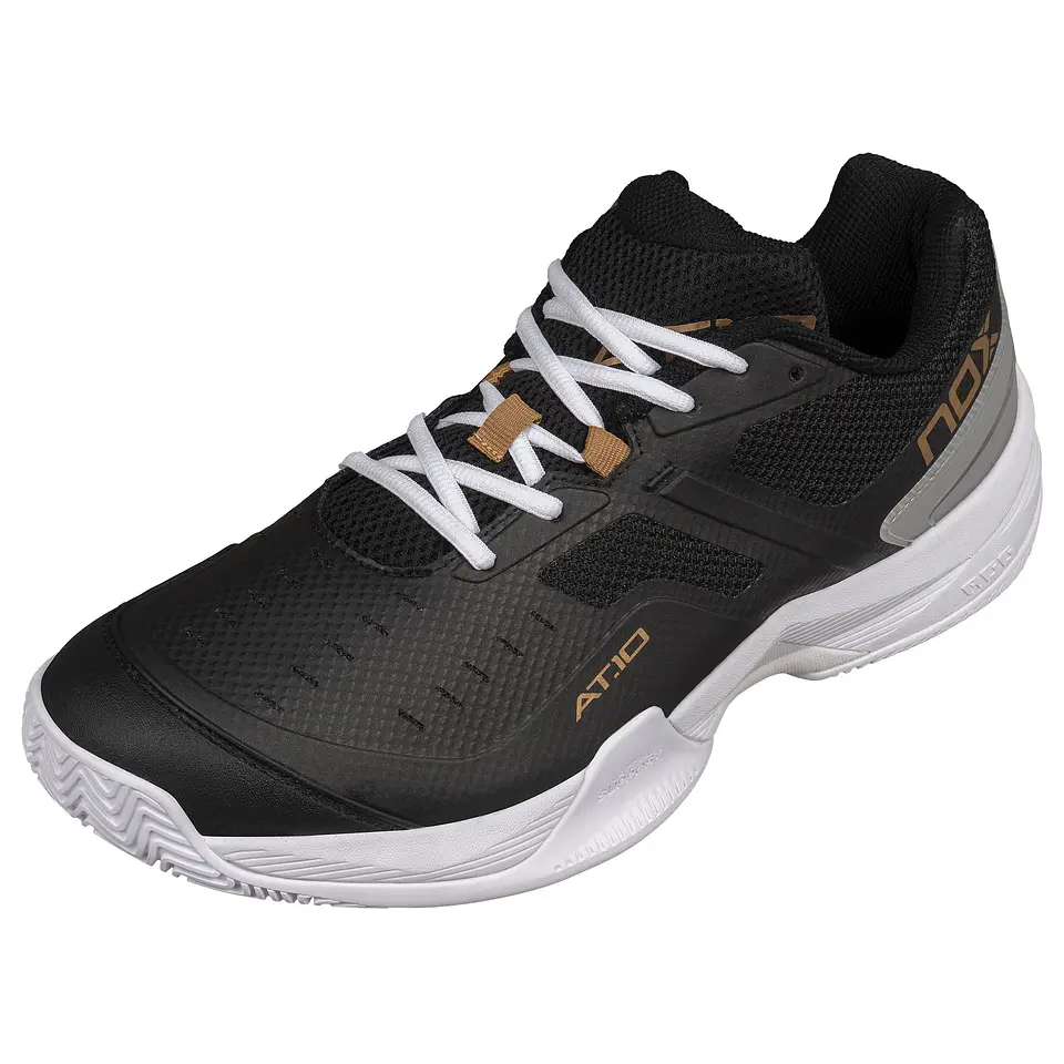 Zapatilla de pádel Nox AT10 Pro Black/Gold 7