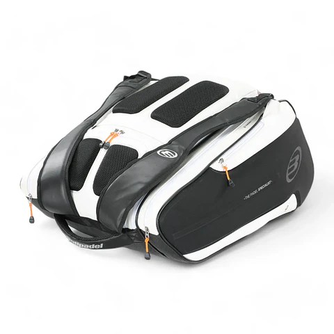 Paletero de pádel Bullpadel Hack blanco 25