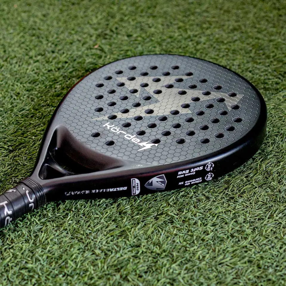 Pala de pádel Korde Delta Black 2025 3