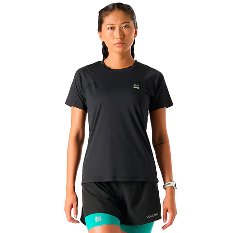 Polera Mujer Built To Move T-Shirt Negro Vulcano