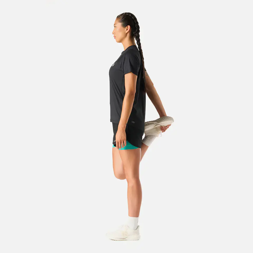 Polera Mujer Built To Move T-Shirt Negro Vulcano 6