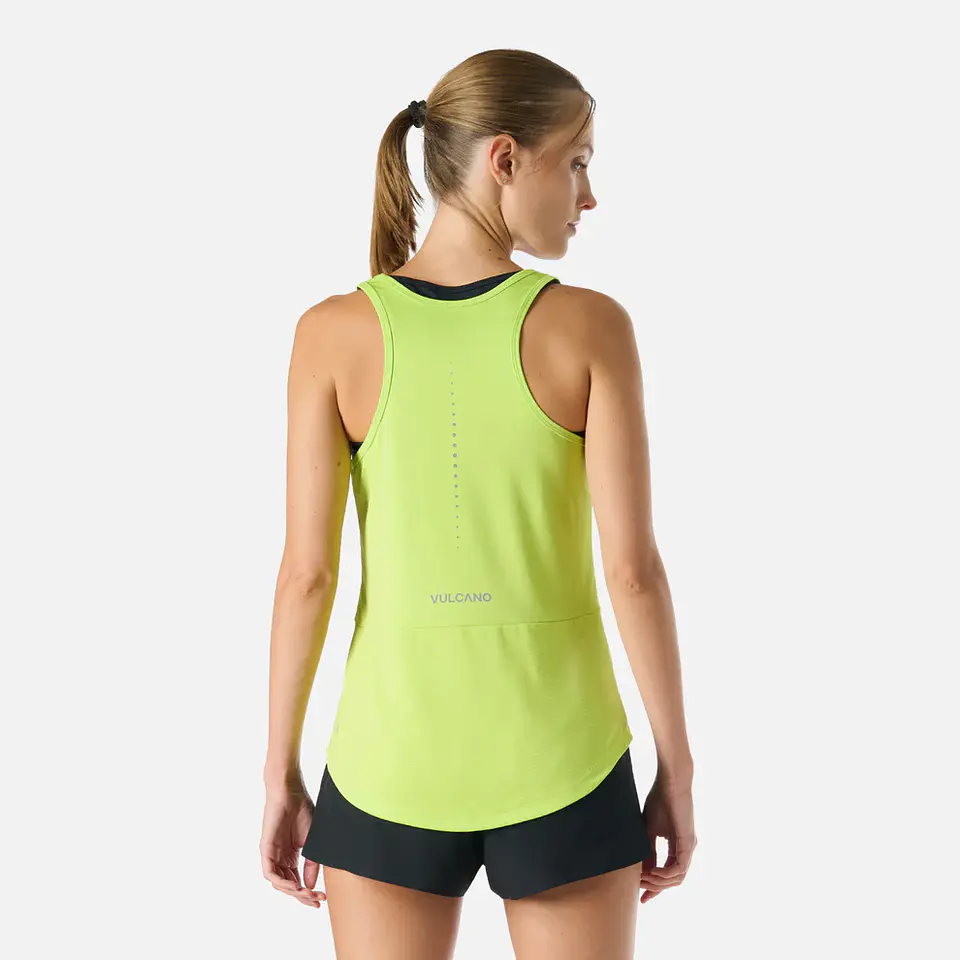 Built To Move Tank Top Verde Lima Vulcano 6