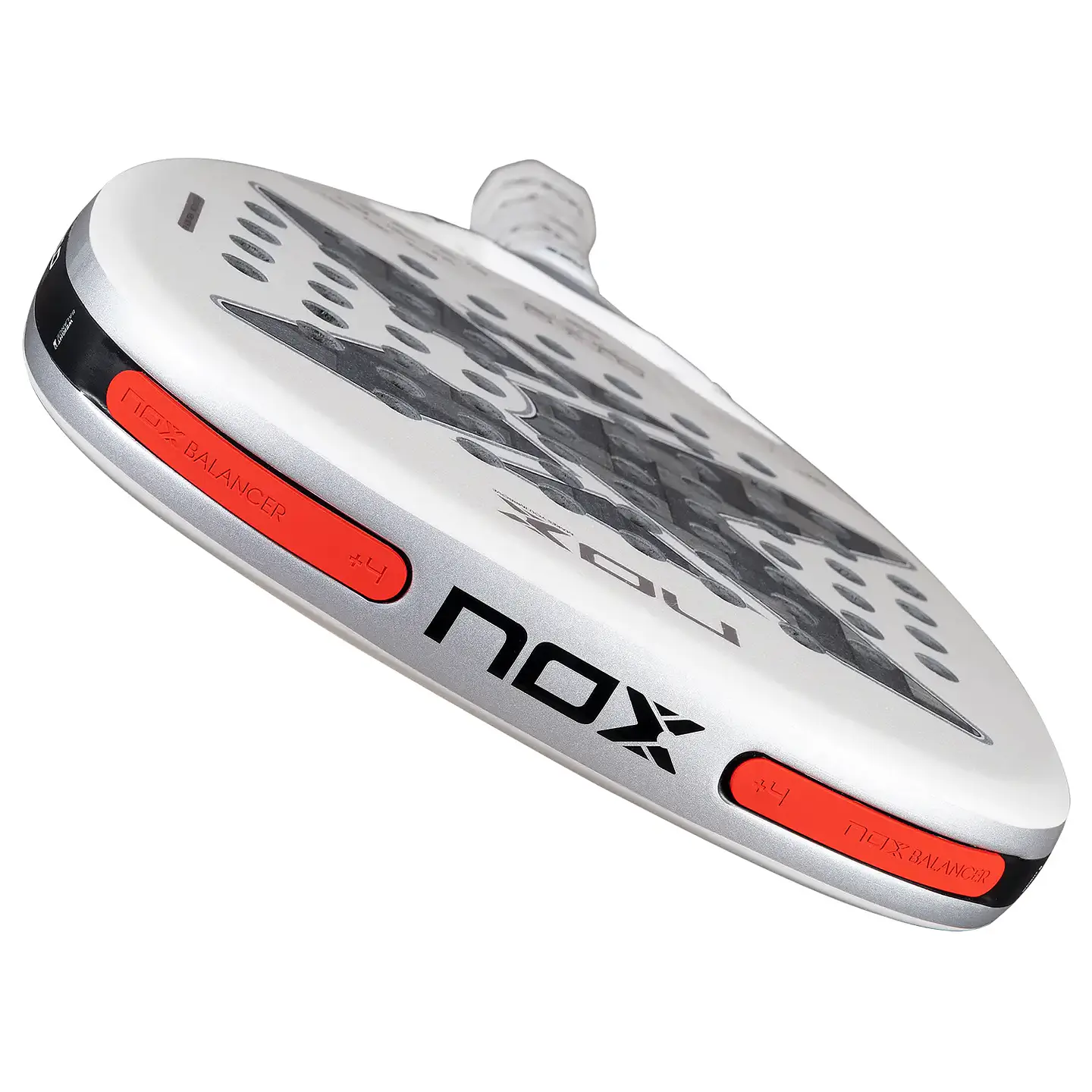 Pala de pádel Nox AT10 Genius Attack 12k Alum Xtreme by Agustin Tapia 2026 11