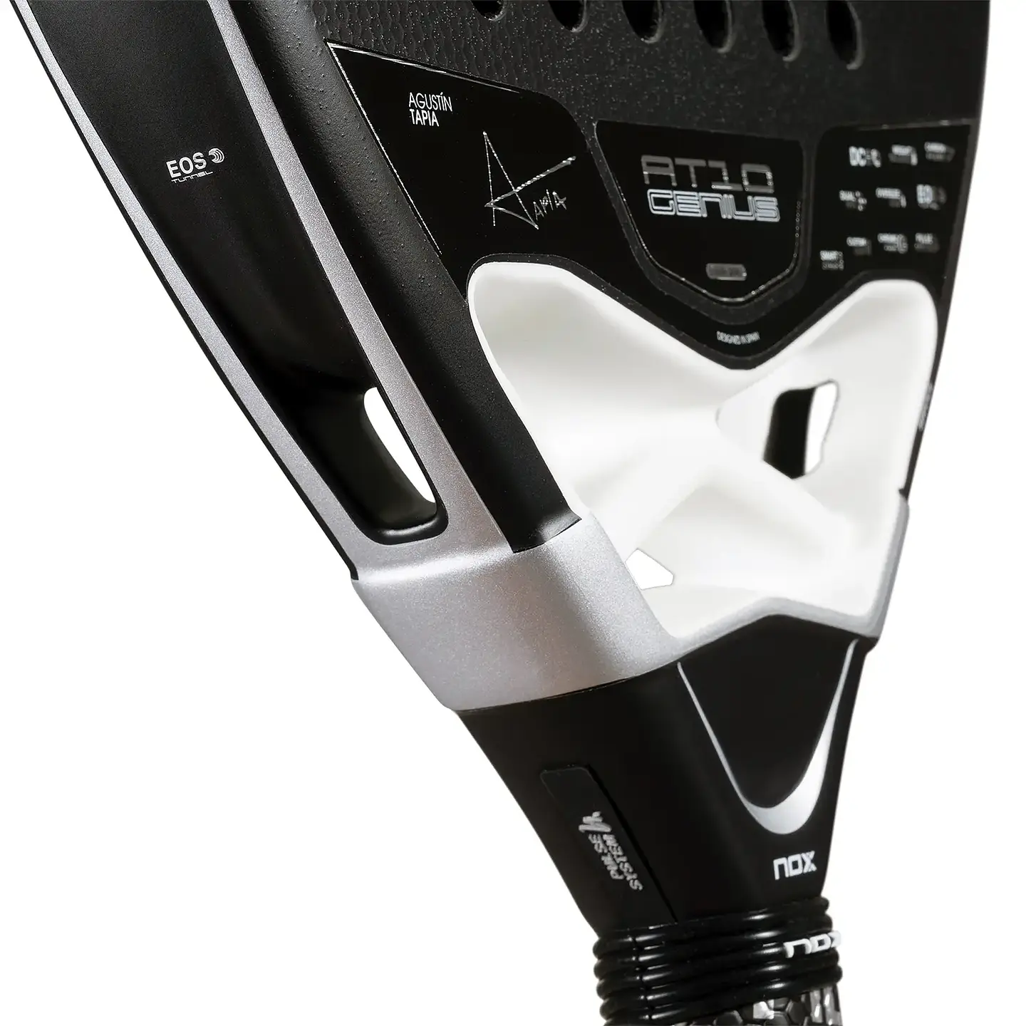 Pala de pádel Nox AT10 Luxury Genius Attack 18k Alum by Agustin Tapia 2026 8