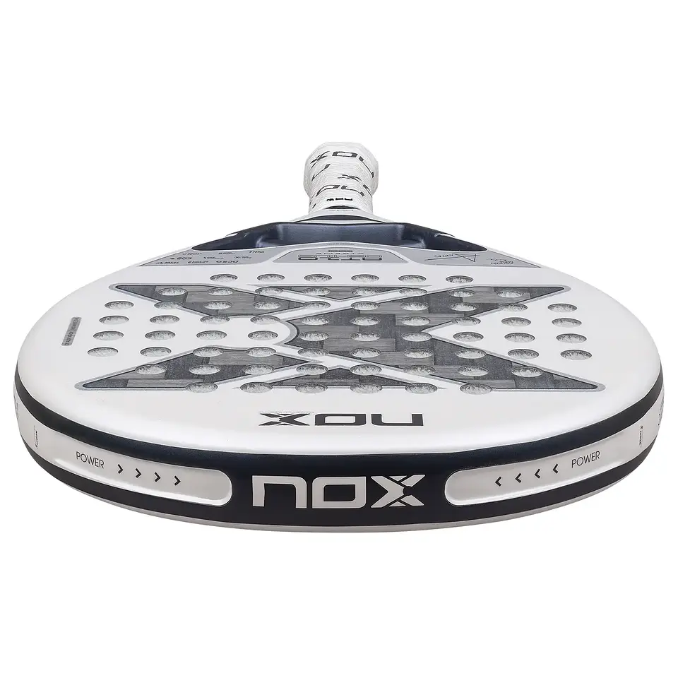 Pala de pádel Nox AT10 Genius 12k Alum Xtreme Lite by Agustin Tapia 2026 12