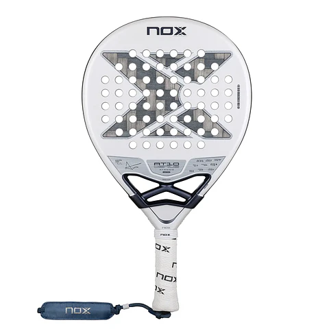 Pala de pádel Nox AT10 Genius 12k Alum Xtreme Lite by Agustin Tapia 2026