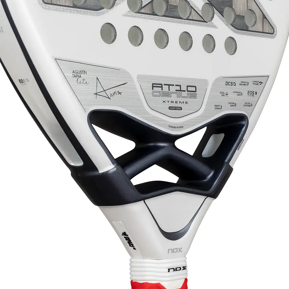 Pala de pádel Nox AT10 Genius 12k Alum Xtreme Lite by Agustin Tapia 2026 8