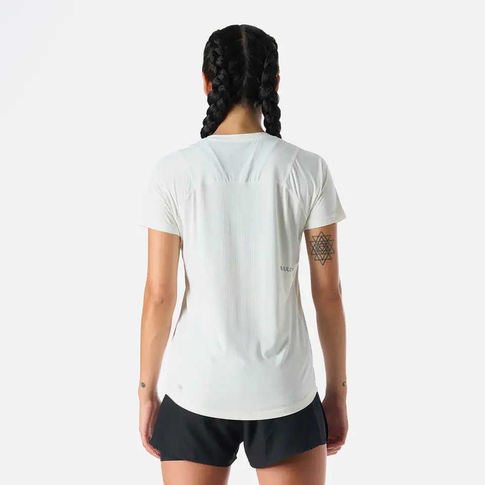 Vulcano Built to move T-Shirt Blanco  5