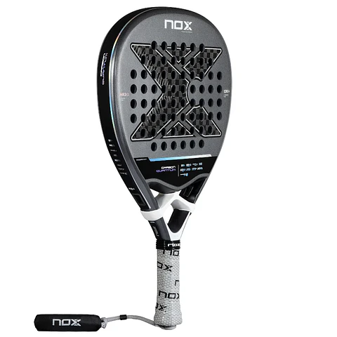 Pala de pádel Nox Quantum 12K Carbon 2025